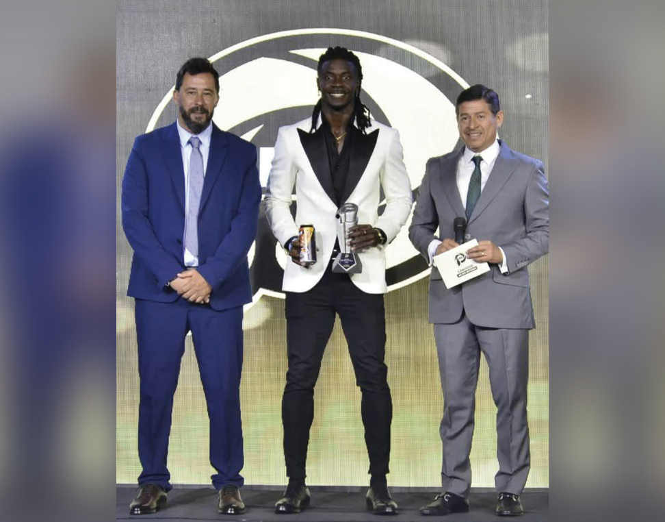 Ricardo Adé élu Meilleur défenseur du Championnat équatorien pour la 3e fois consécutive !